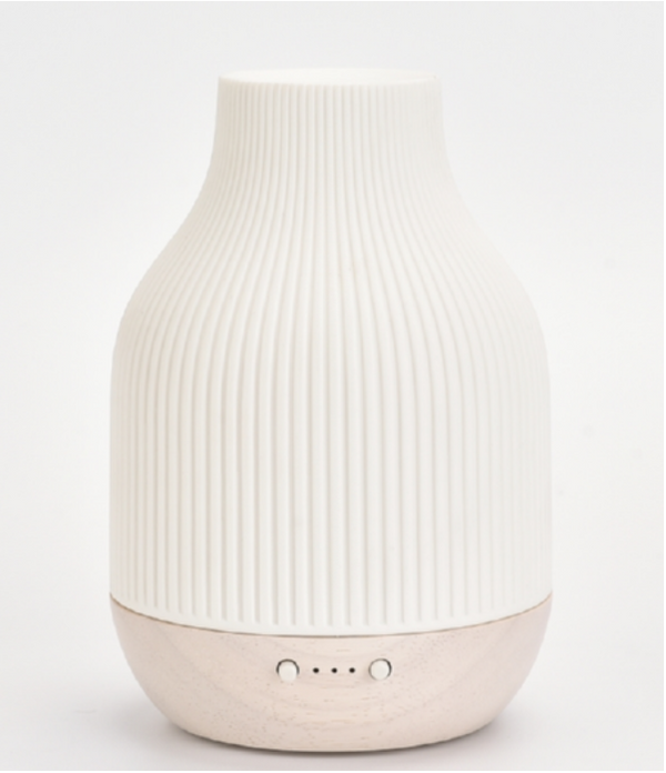 Difuzer „Harmony“ Blossom Aromatherapy – keramički difuzer sa hrastovim drvetom i toplim svetlom