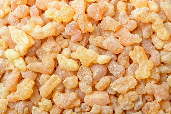 Blossom aromaterapija – eterično ulje tamjan (Boswellia Carterii / Frankincense essential oil), smolasta aroma za mir, meditaciju i opuštanje.