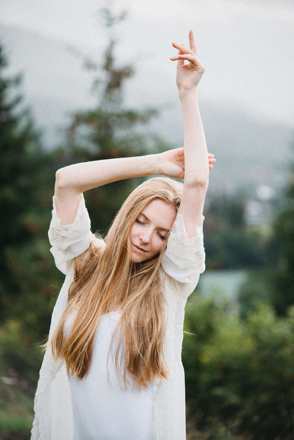 Blossom aromaterapija – mešavina eteričnih ulja Touch the Sky, aroma za duhovni mir, meditaciju i opuštanje.