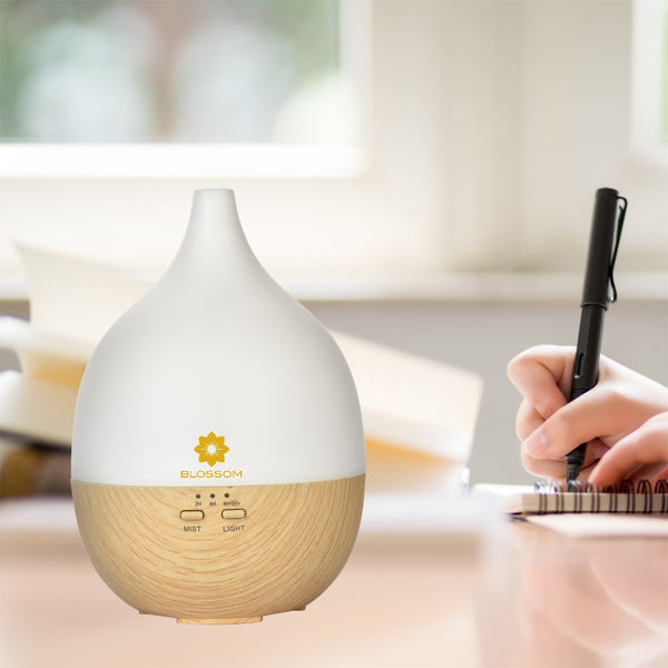 DROP ultrazvučni aroma difuzer Blossom – fina magla i sedam LED boja