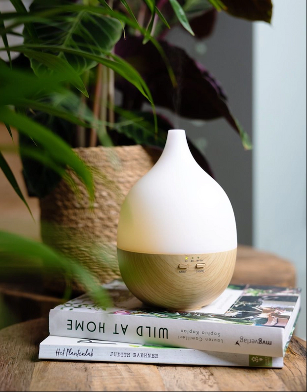 DROP ultrazvučni aroma difuzer Blossom – fina magla i sedam LED boja