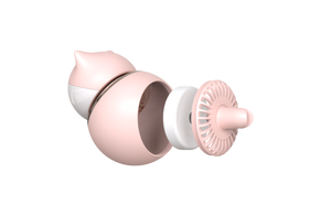 Umetanje mirisnog uloška u Cookie Cat auto difuzor Blossom