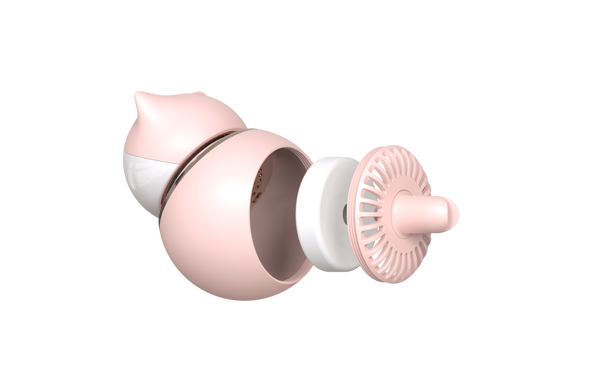 Umetanje mirisnog uloška u Cookie Cat auto difuzor Blossom